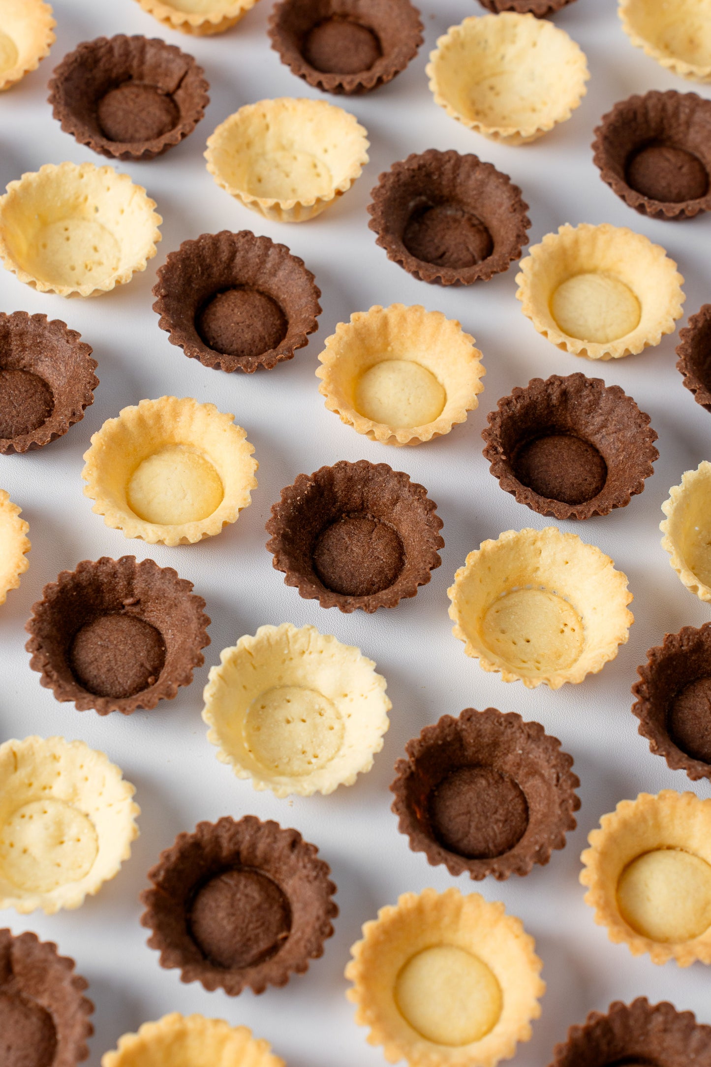 Medium Old Fashioned Savoury Tart Shells (84 pcs. per tray)