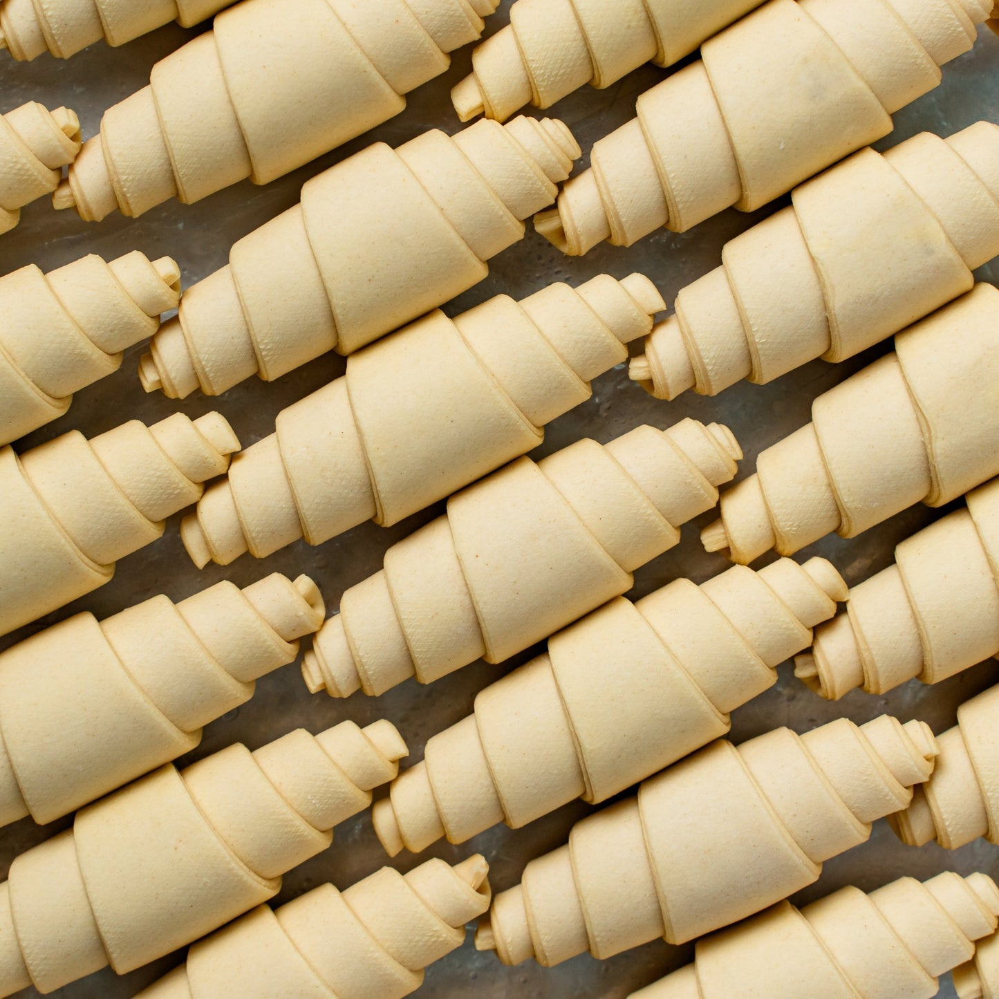 Bake - it - Yourself Frozen Premium Butter Mini Croissants (25 pcs) - Fluffyummy Gastrogroup