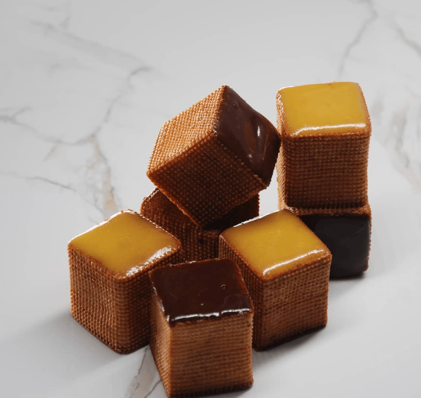 Mini Cube Prism Puff (80 pcs per tray) - Fluffyummy Gastrogroup