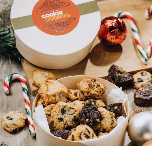 Mini Cookie Nibblers Wooden Gift Box (20 mini pcs)