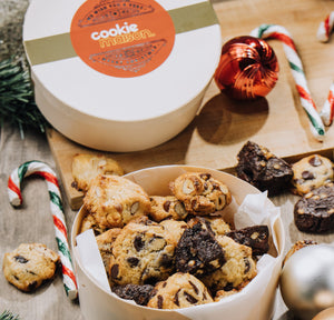 Mini Cookie Nibblers Wooden Gift Box (20 mini pcs)