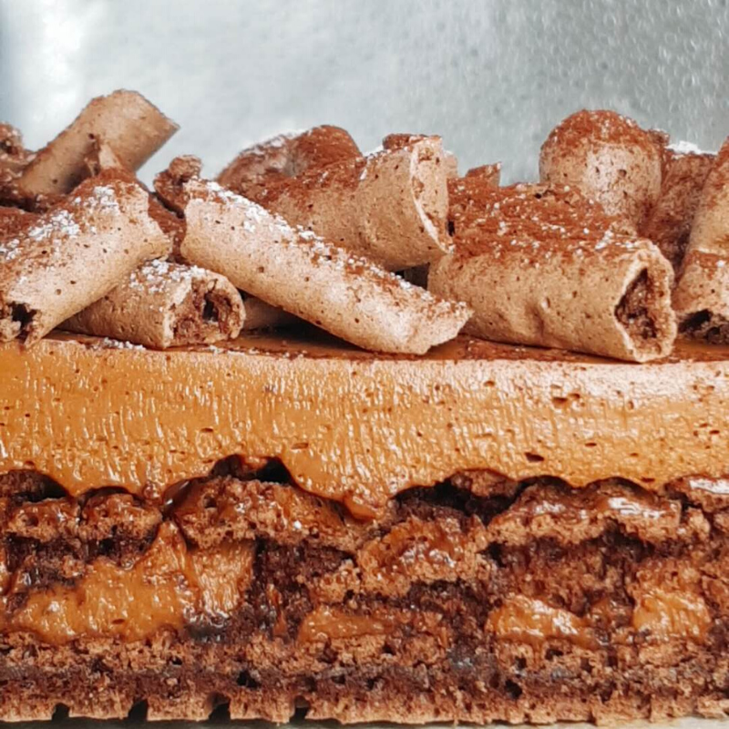 Concorde Chocolate Cake 9"