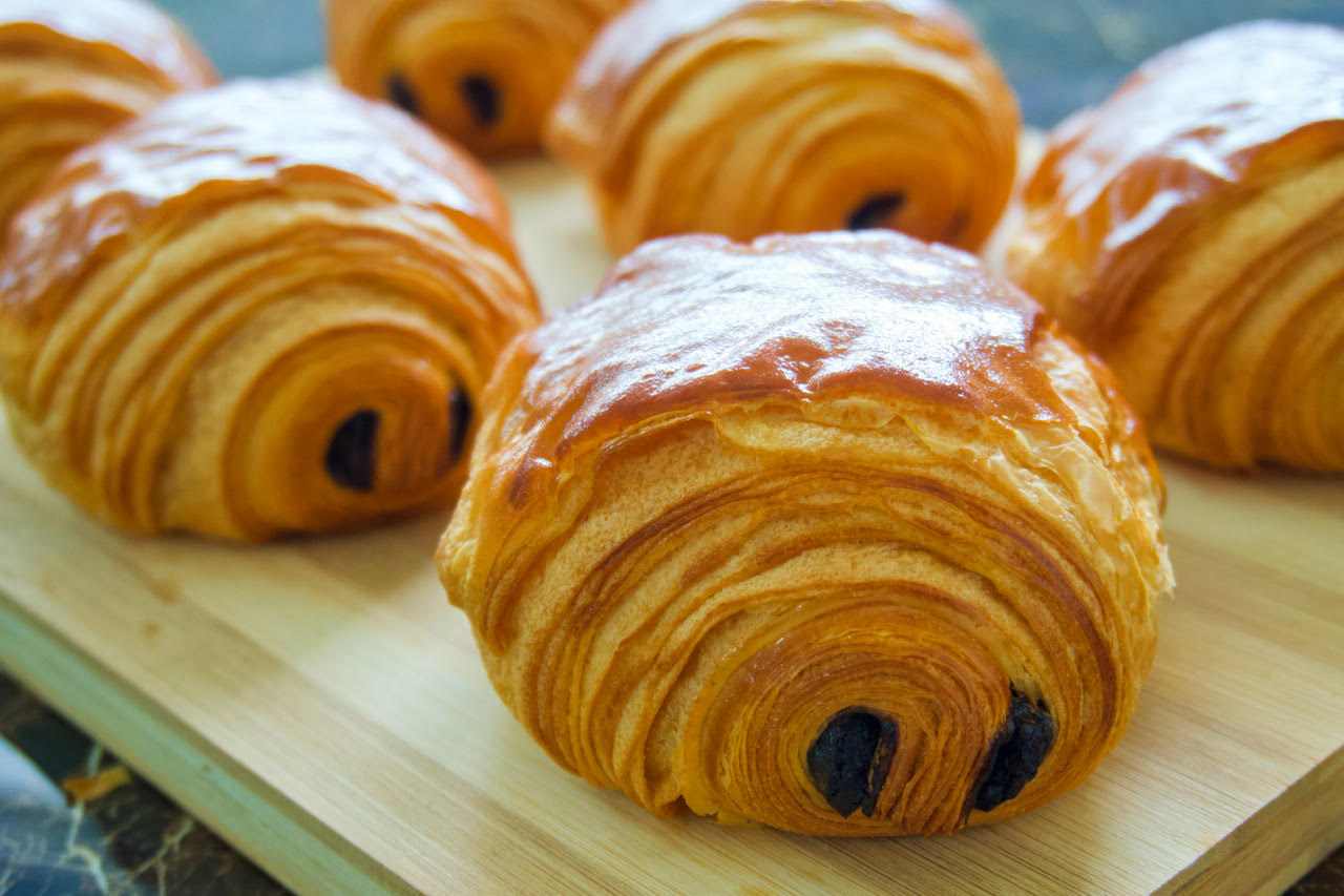 Bake-it-Yourself Frozen Premium Butter Pain Au Chocolat (12 pcs)