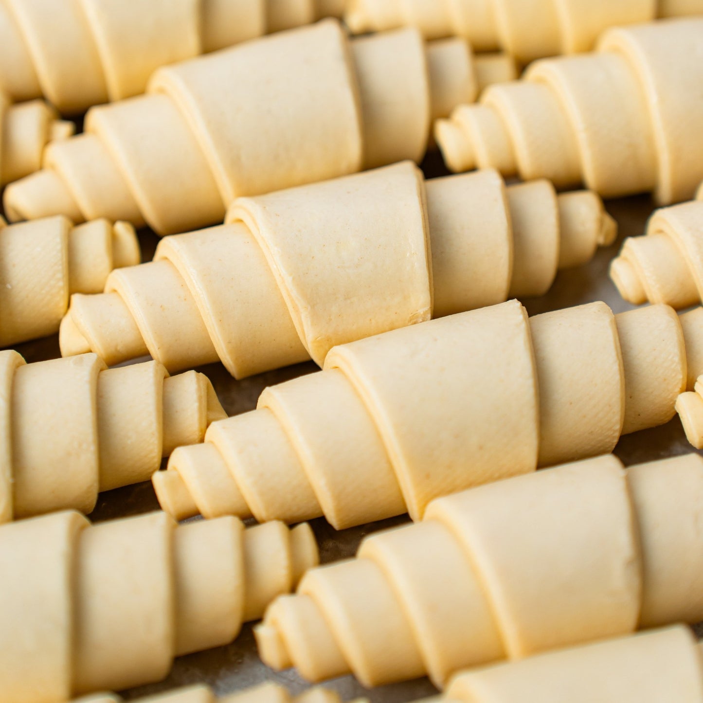 Bake - It - Yourself Frozen Classic Margarine Mini Croissant (25pcs) - Fluffyummy Gastrogroup