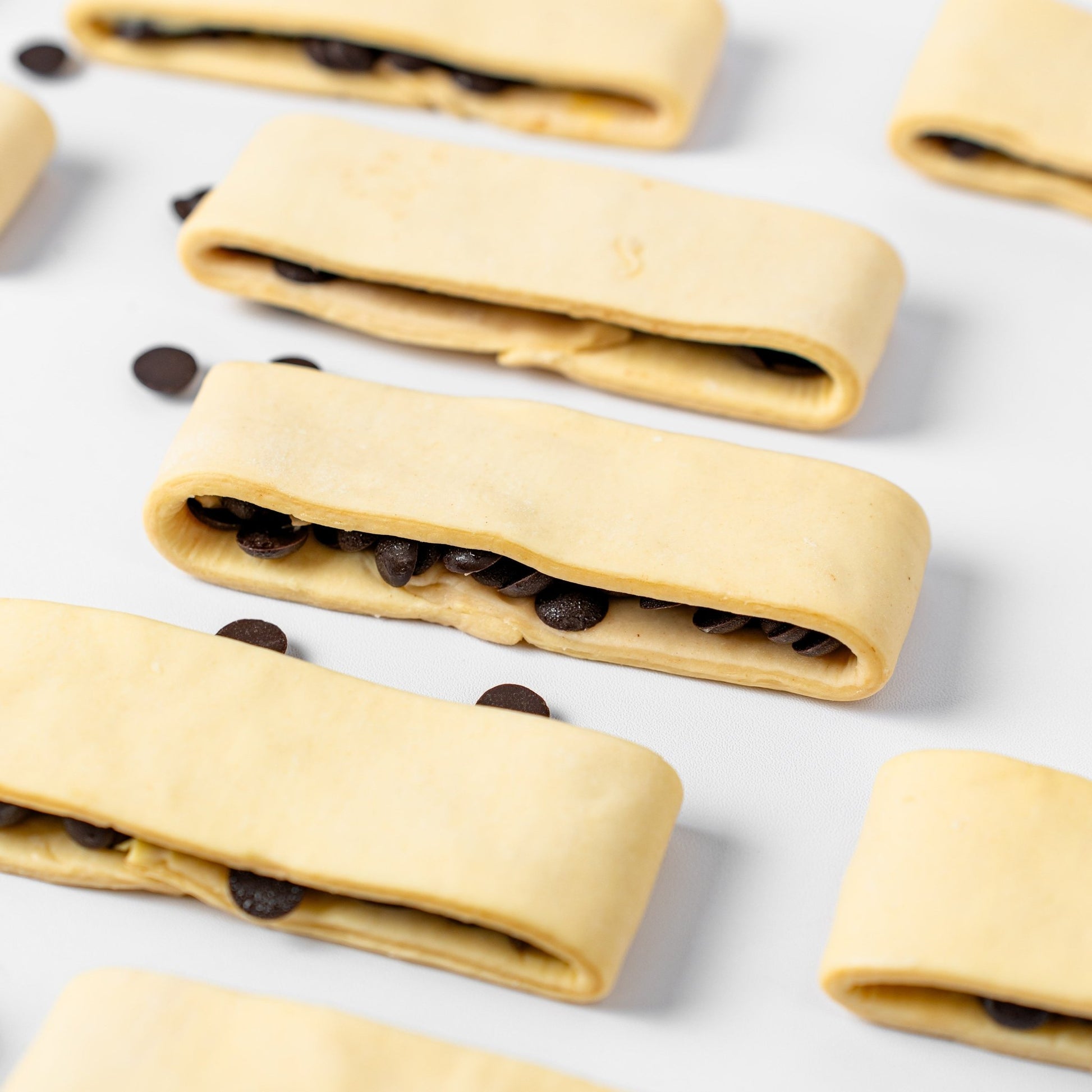 Bake - it - Yourself Frozen Classic Margarine Plié Au Chocolate (12pcs) - Fluffyummy Gastrogroup