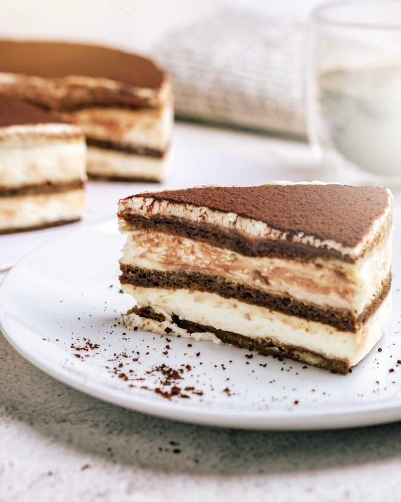 Tiramisu Cake 8”