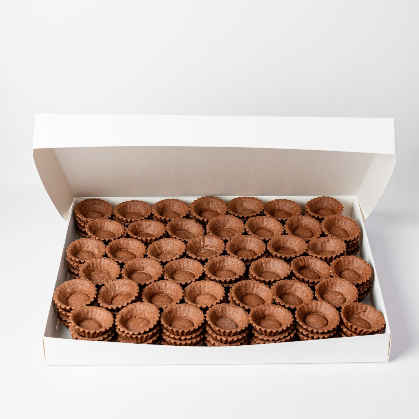Medium Old Fashioned Chocolate Tart Shells (84 pcs. per tray) - Fluffyummy Gastrogroup
