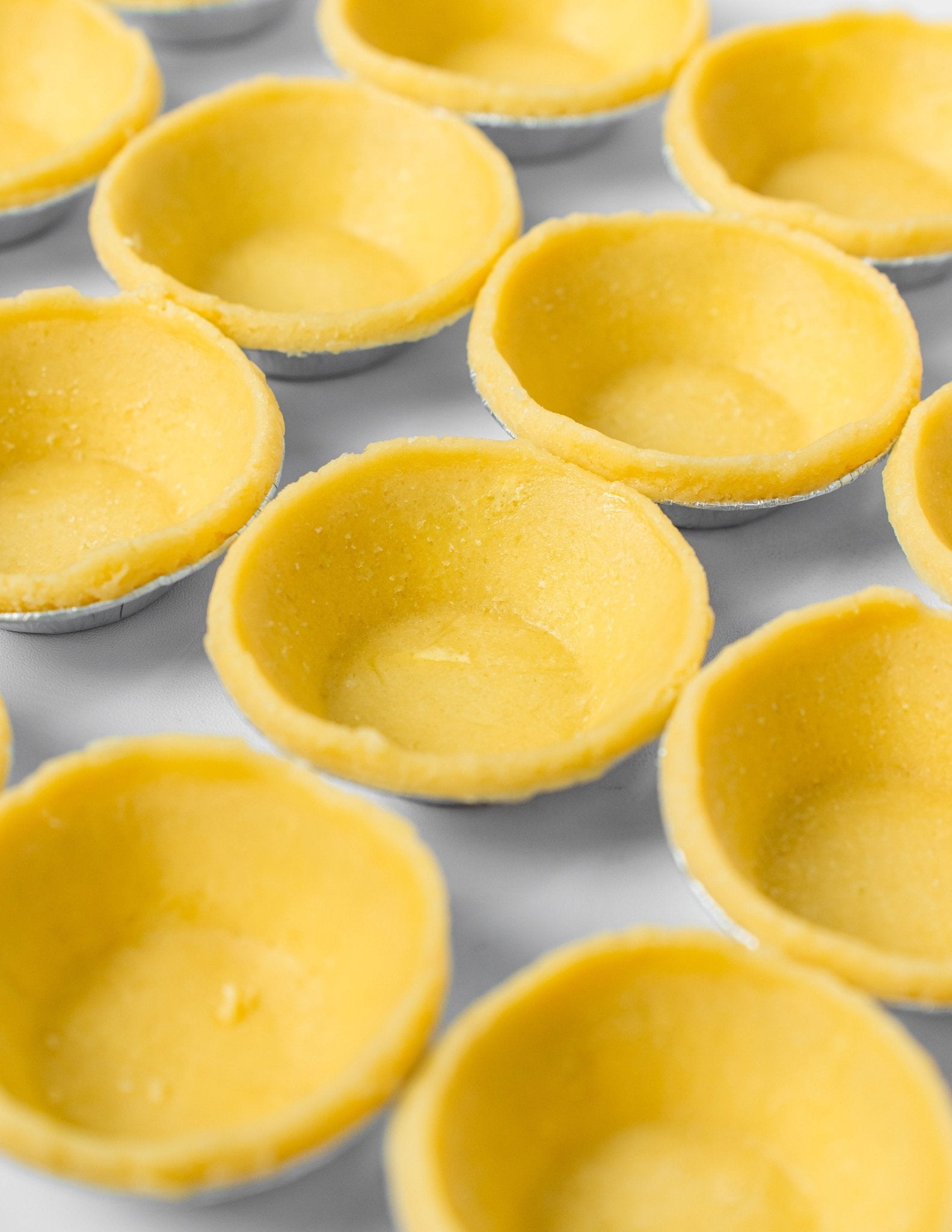 Medium Sweet Shortcrust Dough Tart Shells 20 pcs - (for Hokkaido Baked Cheese Tarts) - Fluffyummy Gastrogroup