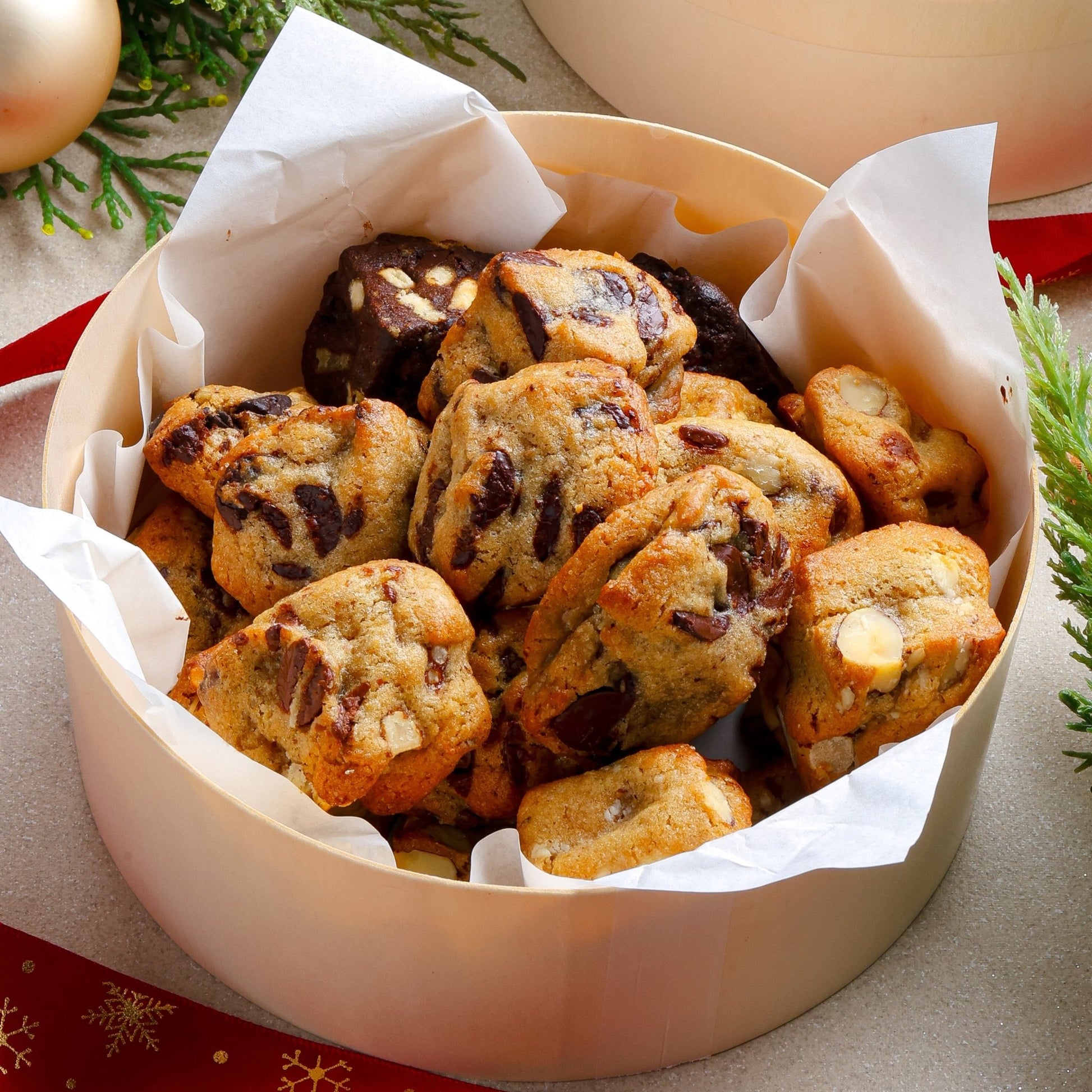 Mini Cookie Nibblers Wooden Gift Box (20 mini pcs) - Fluffyummy Gastrogroup