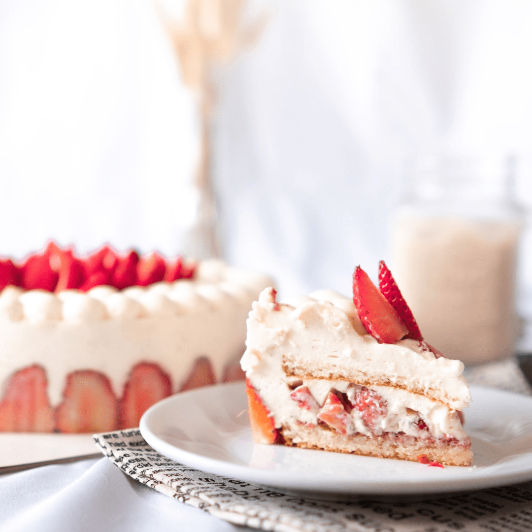 Strawberry Shortcake 8" - Fluffyummy Gastrogroup