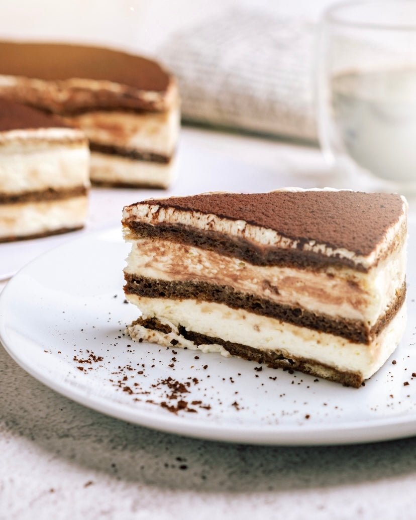 Tiramisu Cake 8” - Fluffyummy Gastrogroup
