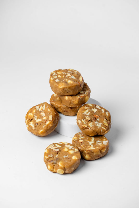 White Almonds Frozen Cookie Dough (12pcs) - Fluffyummy Gastrogroup